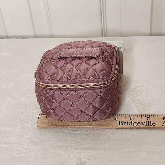 My Tagalongs Coco Quilt Jewelry Cube Case - Picture 4 of 6